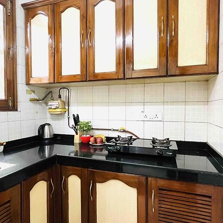 Olive Serviced Apartments - Defence Colony Нью-Дели Экстерьер фото